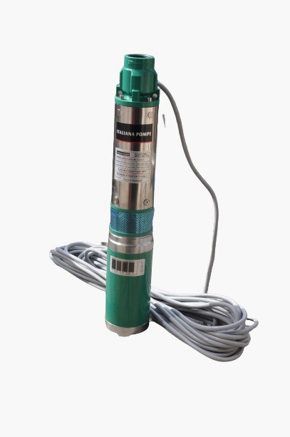 Solar submersible pump