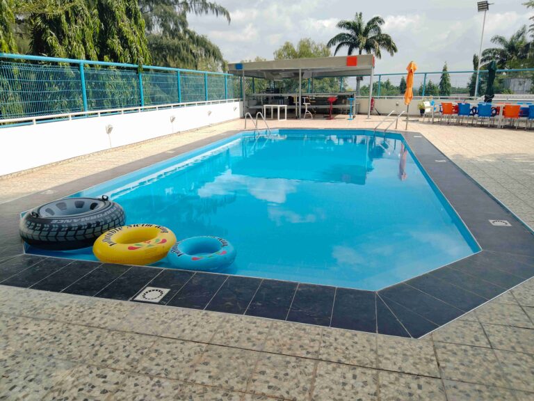 techno swimming pool construction22