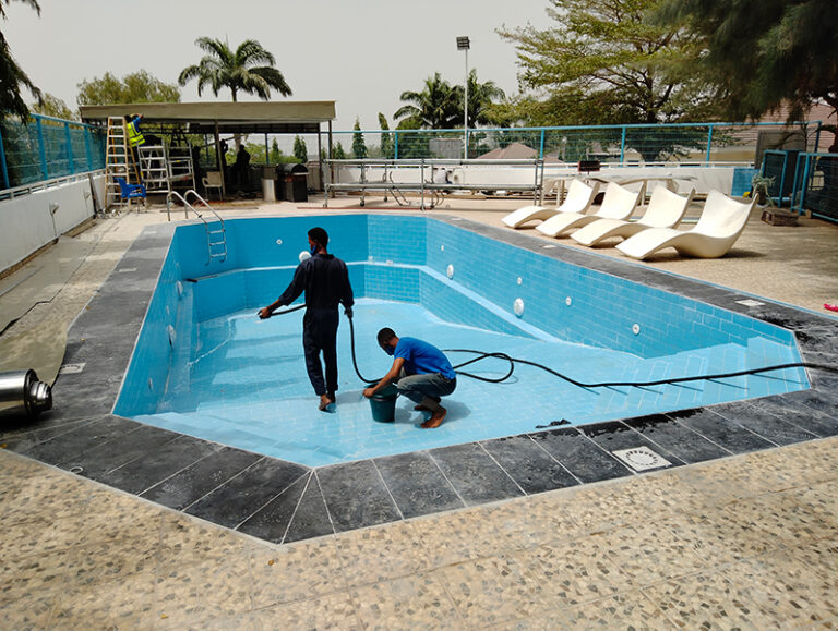techno swimming pool construction5